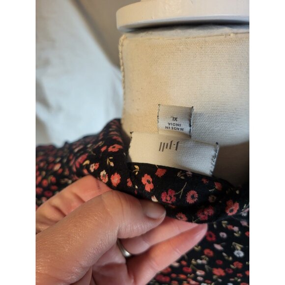 J Jill Size XL Black Red Floral Maxi Dress Full Button Jersey Tie Back - Picture 6 of 6